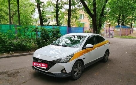 Hyundai Solaris II рестайлинг, 2021 год, 1 150 000 рублей, 4 фотография