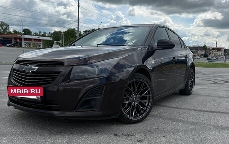 Chevrolet Cruze II, 2013 год, 780 000 рублей, 2 фотография