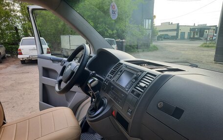 Volkswagen Caravelle T5, 2008 год, 1 550 000 рублей, 17 фотография