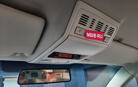 Volkswagen Caravelle T5, 2008 год, 1 550 000 рублей, 8 фотография