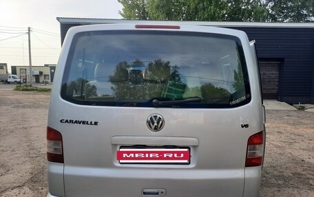 Volkswagen Caravelle T5, 2008 год, 1 550 000 рублей, 13 фотография