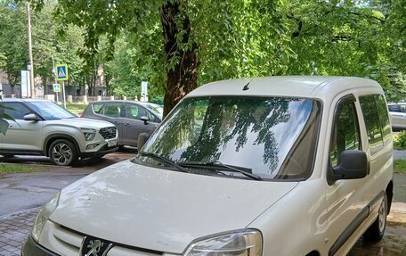 Peugeot Partner II рестайлинг 2, 2010 год, 450 000 рублей, 2 фотография