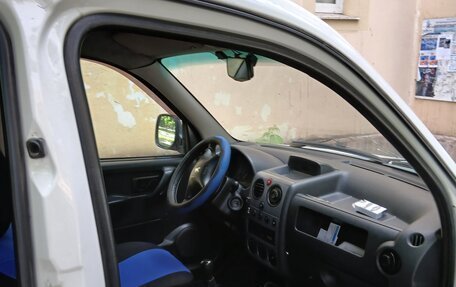 Peugeot Partner II рестайлинг 2, 2010 год, 450 000 рублей, 6 фотография