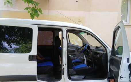 Peugeot Partner II рестайлинг 2, 2010 год, 450 000 рублей, 8 фотография