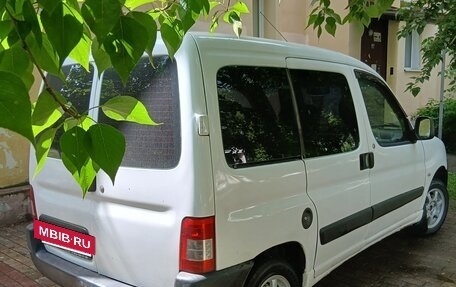 Peugeot Partner II рестайлинг 2, 2010 год, 450 000 рублей, 4 фотография