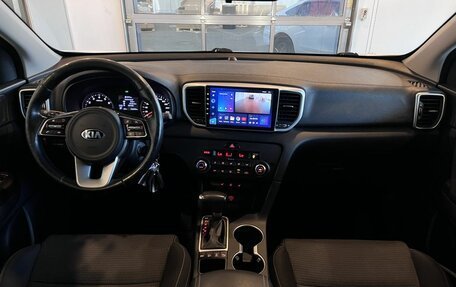 KIA Sportage IV рестайлинг, 2018 год, 2 030 000 рублей, 9 фотография