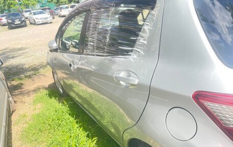 Toyota Vitz, 2017 год, 490 000 рублей, 3 фотография