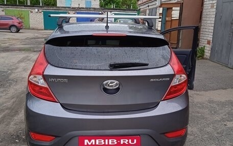 Hyundai Solaris II рестайлинг, 2014 год, 800 000 рублей, 3 фотография