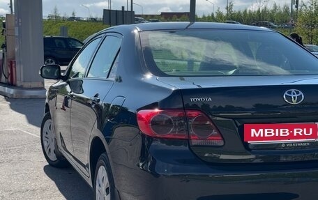 Toyota Corolla, 2011 год, 880 000 рублей, 3 фотография
