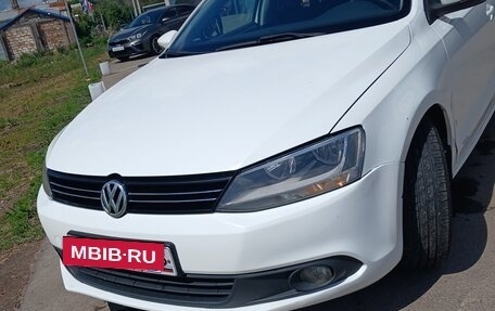 Volkswagen Jetta VI, 2012 год, 570 000 рублей, 2 фотография