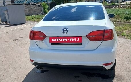 Volkswagen Jetta VI, 2012 год, 570 000 рублей, 4 фотография