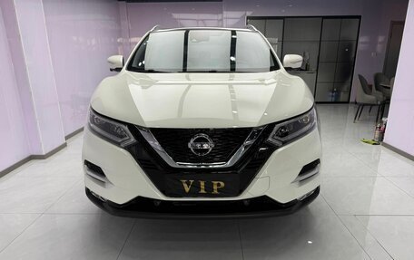 Nissan Qashqai, 2022 год, 1 700 000 рублей, 2 фотография