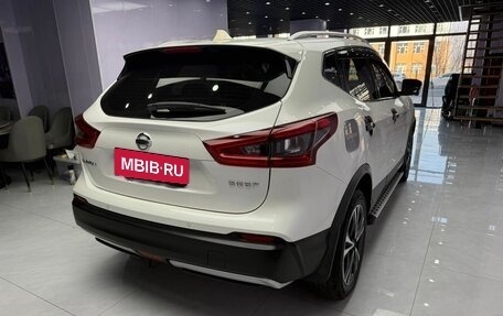 Nissan Qashqai, 2022 год, 1 700 000 рублей, 4 фотография