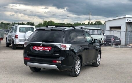 Mitsubishi Outlander III рестайлинг 3, 2014 год, 1 425 000 рублей, 2 фотография
