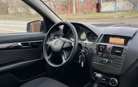 Mercedes-Benz C-Класс, 2009 год, 450 000 рублей, 31 фотография