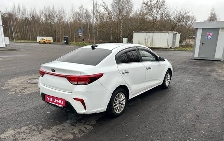 KIA Rio IV, 2017 год, 1 020 000 рублей, 3 фотография