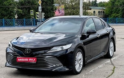 Toyota Camry, 2018 год, 2 400 000 рублей, 1 фотография