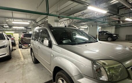 Nissan X-Trail, 2005 год, 700 000 рублей, 2 фотография