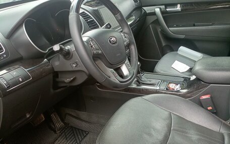 KIA Sorento II рестайлинг, 2013 год, 2 100 000 рублей, 14 фотография
