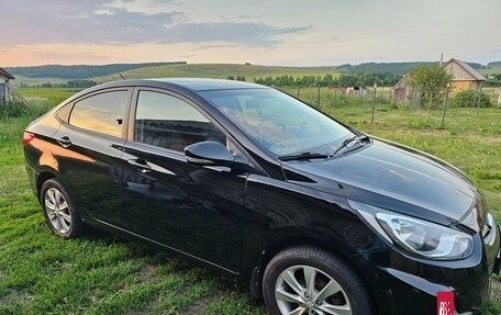 Hyundai Solaris II рестайлинг, 2011 год, 800 000 рублей, 8 фотография