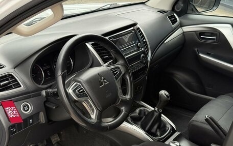 Mitsubishi Pajero Sport III рестайлинг, 2019 год, 2 419 000 рублей, 20 фотография