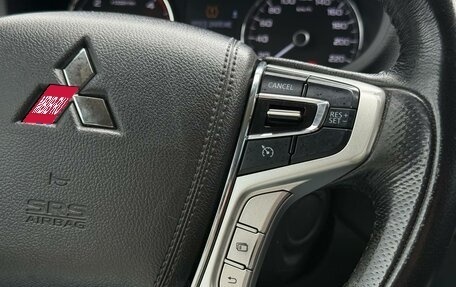 Mitsubishi Pajero Sport III рестайлинг, 2019 год, 2 419 000 рублей, 26 фотография