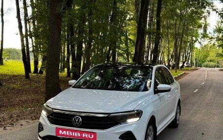 Volkswagen Polo VI (EU Market), 2021 год, 1 610 000 рублей, 2 фотография
