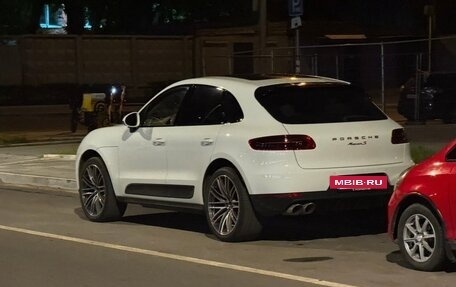 Porsche Macan I рестайлинг, 2016 год, 4 200 000 рублей, 2 фотография