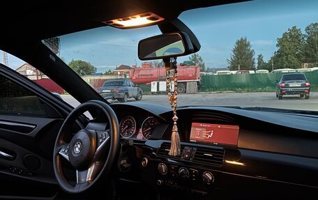 BMW 5 серия, 2007 год, 1 250 000 рублей, 27 фотография