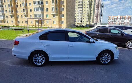 Volkswagen Jetta VI, 2015 год, 1 300 000 рублей, 4 фотография