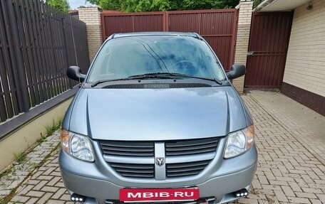 Dodge Caravan IV, 2004 год, 920 000 рублей, 5 фотография
