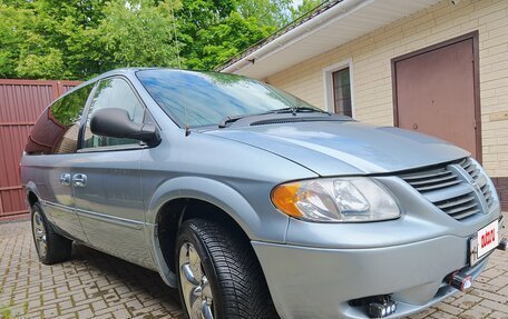 Dodge Caravan IV, 2004 год, 920 000 рублей, 17 фотография