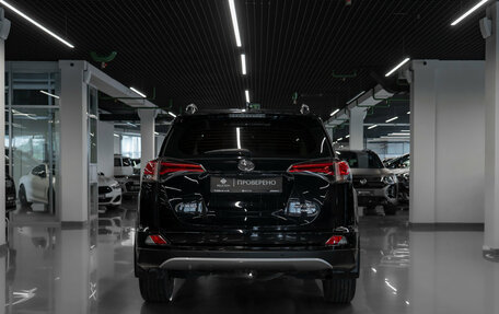 Toyota RAV4, 2019 год, 3 300 000 рублей, 6 фотография