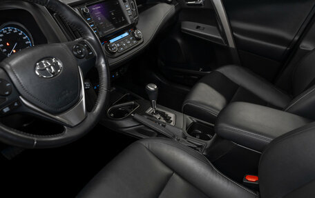 Toyota RAV4, 2019 год, 3 300 000 рублей, 14 фотография