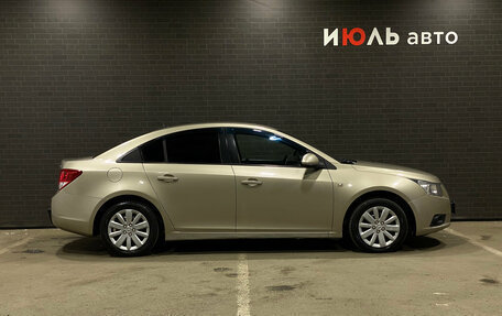 Chevrolet Cruze II, 2011 год, 660 000 рублей, 4 фотография