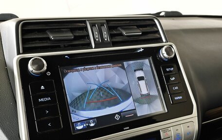 Toyota Land Cruiser Prado 150 рестайлинг 2, 2019 год, 5 289 000 рублей, 21 фотография