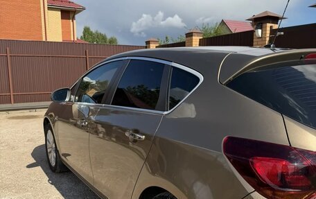 Opel Astra J, 2013 год, 680 000 рублей, 19 фотография