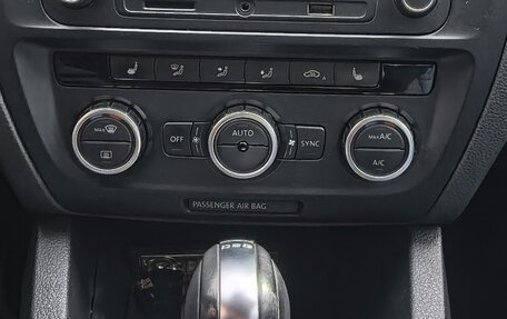 Volkswagen Jetta VI, 2013 год, 1 450 000 рублей, 13 фотография