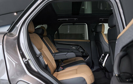 Land Rover Range Rover Sport, 2026 год, 18 800 000 рублей, 13 фотография