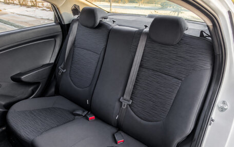 Hyundai Solaris II рестайлинг, 2016 год, 965 000 рублей, 7 фотография