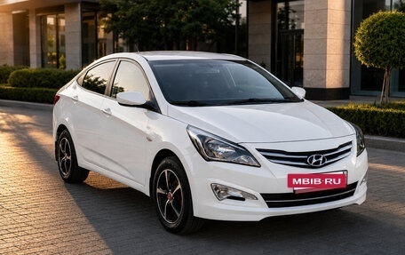 Hyundai Solaris II рестайлинг, 2016 год, 965 000 рублей, 2 фотография