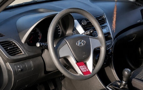 Hyundai Solaris II рестайлинг, 2016 год, 965 000 рублей, 8 фотография