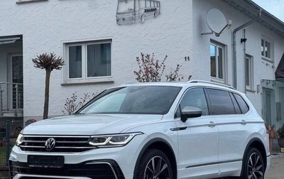 Volkswagen Tiguan II, 2022 год, 3 240 000 рублей, 1 фотография