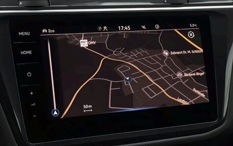 Volkswagen Tiguan II, 2022 год, 3 240 000 рублей, 18 фотография