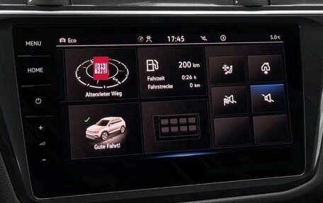 Volkswagen Tiguan II, 2022 год, 3 240 000 рублей, 17 фотография