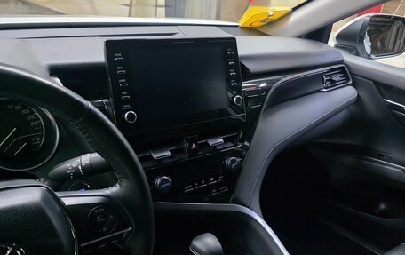 Toyota Camry, 2021 год, 3 050 000 рублей, 14 фотография