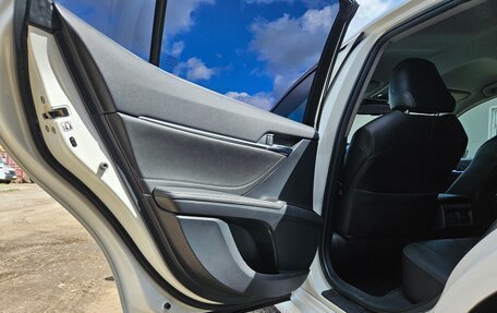 Toyota Camry, 2021 год, 3 050 000 рублей, 9 фотография
