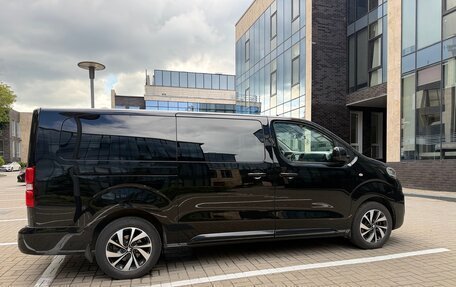 Peugeot Traveller I, 2020 год, 5 000 000 рублей, 3 фотография