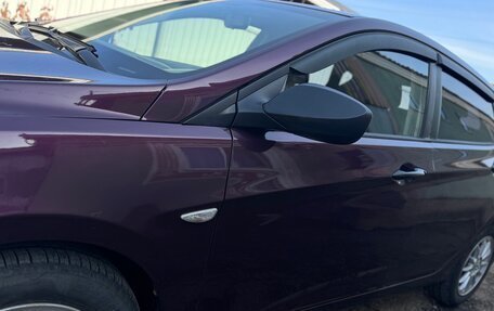 Hyundai Solaris II рестайлинг, 2011 год, 850 000 рублей, 3 фотография