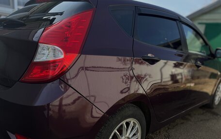Hyundai Solaris II рестайлинг, 2011 год, 850 000 рублей, 4 фотография